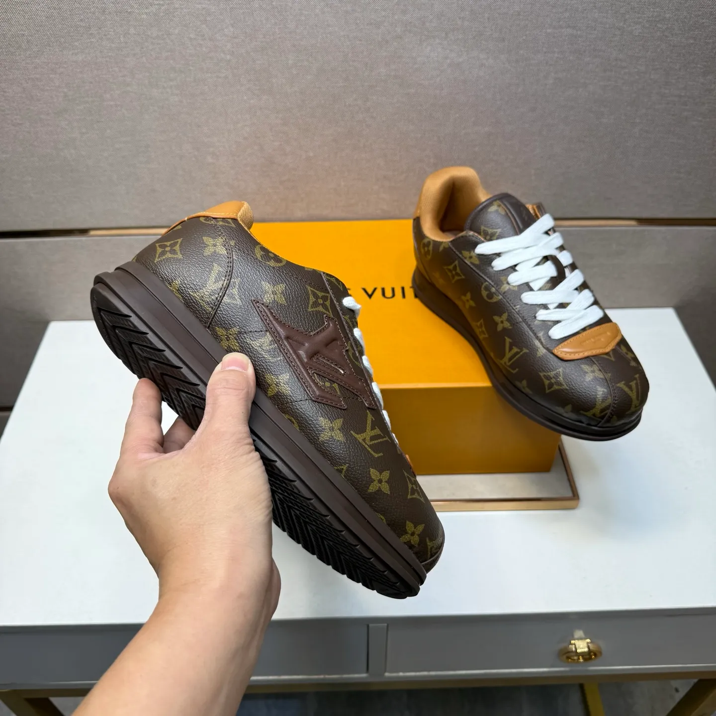 Men's men's shoes 💰pp560 [LV～] Men's casual shoes 2025z cabinet sales simultaneously 🔶Size: 38-44 #️⃣ 🔷2 colors🔜The upper is made of multi-material splicing➕Mesh lining, comfortable and breathable, sole: original comfortable and wear-resistant outsole, ⚠️real thing📱photographed🎬real thing is better📢📢📢